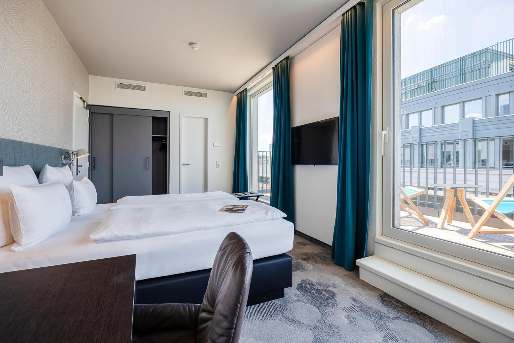 One 3* Brussels